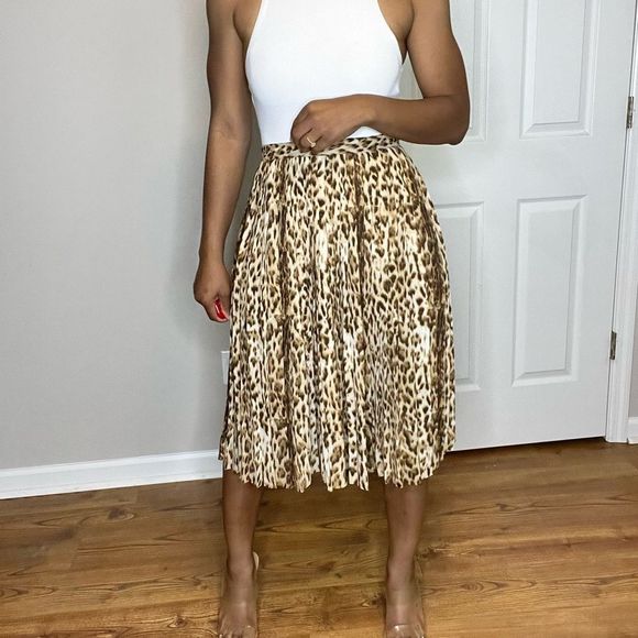 J. Crew Dresses & Skirts - J crew leopard pleated skirt